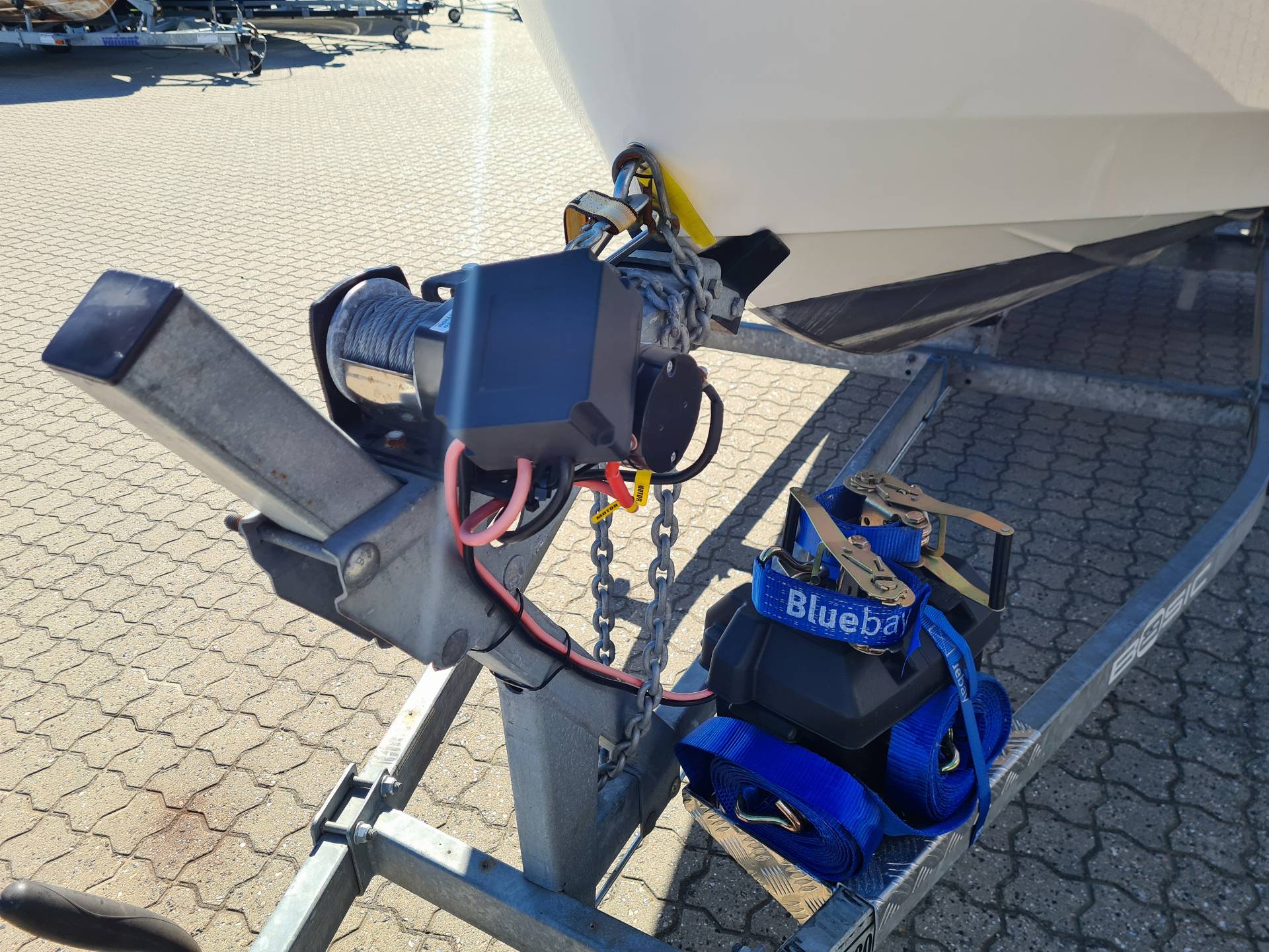 Bella 500 BR - 80 HK Mercury/Udstyr