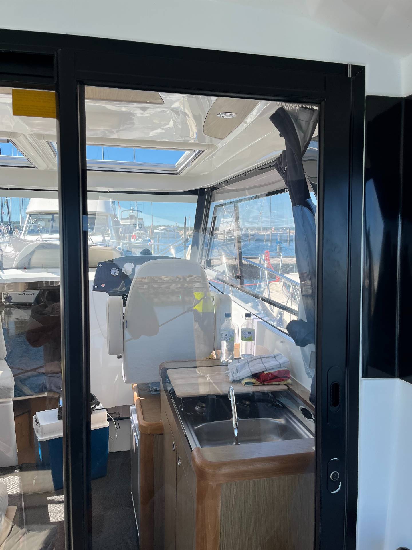 Beneteau Antares 8.80 m/ 250hk Mercury