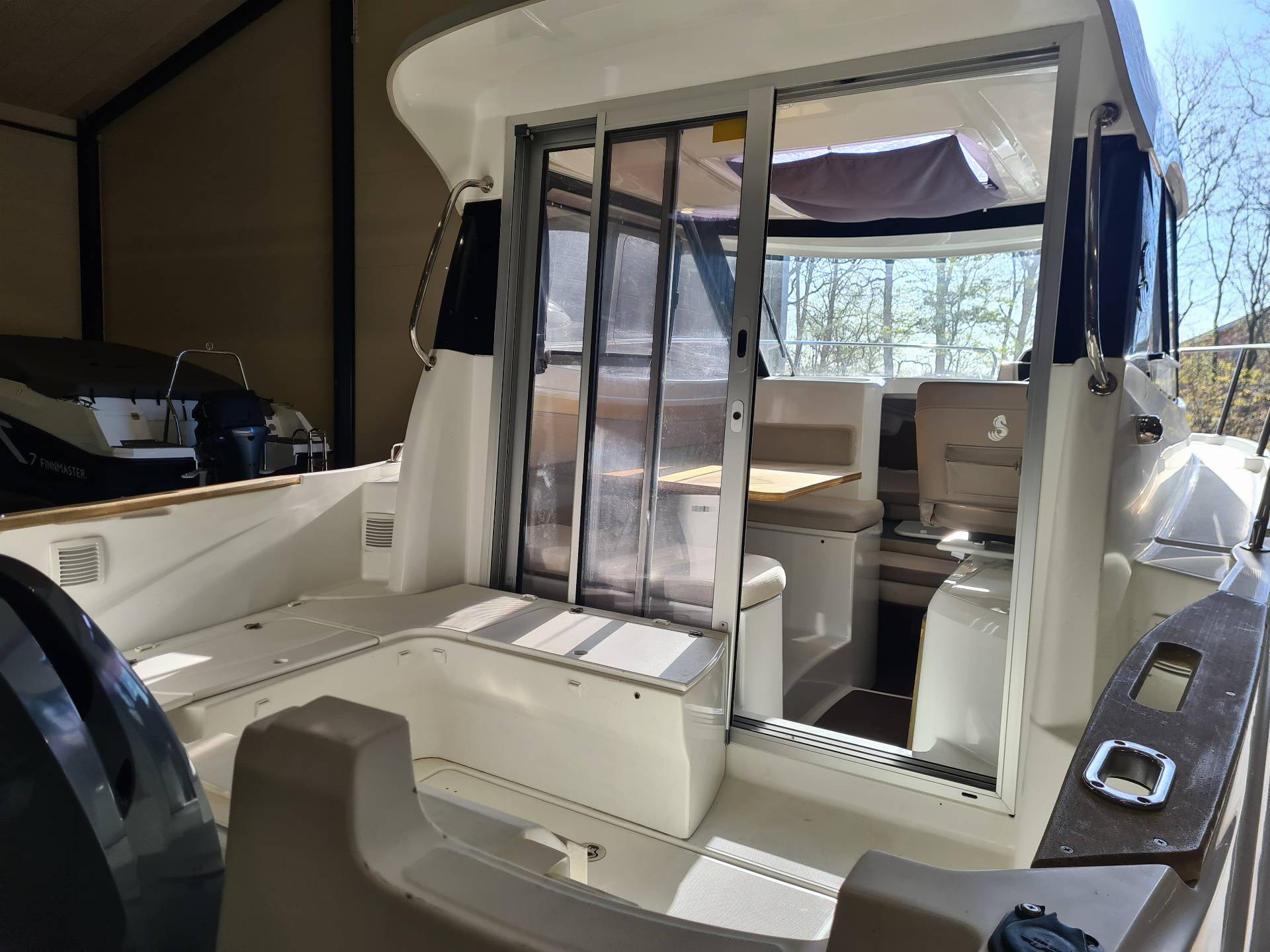 Beneteua Antares 6.80 - Yamaha F115/Udstyr