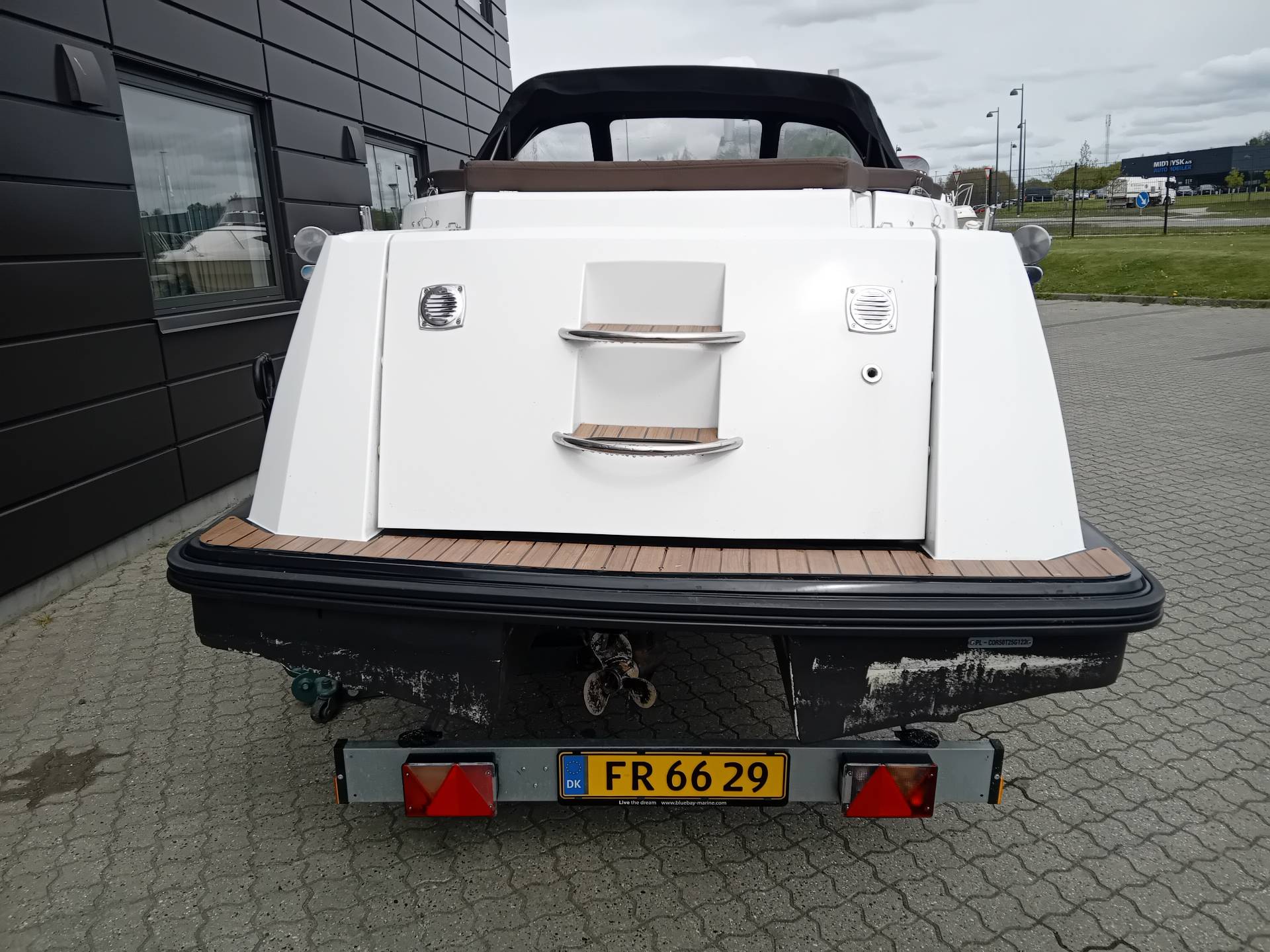 Corsiva 500 Tender m. 25hk Yamaha 4-takt