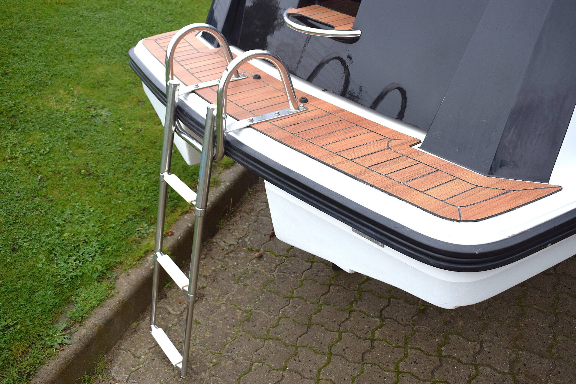 Corsiva 595 Tender 2017 - 25 HK Yamaha/Udstyr