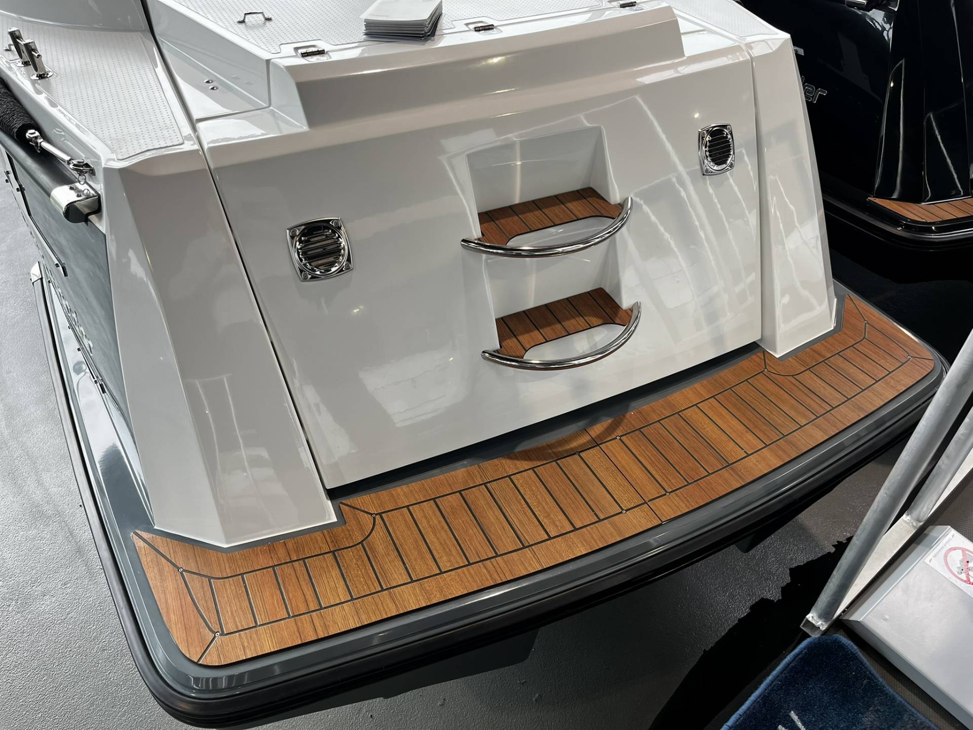 Corsiva 595 Tender - 25 HK Yamaha/Udstyr