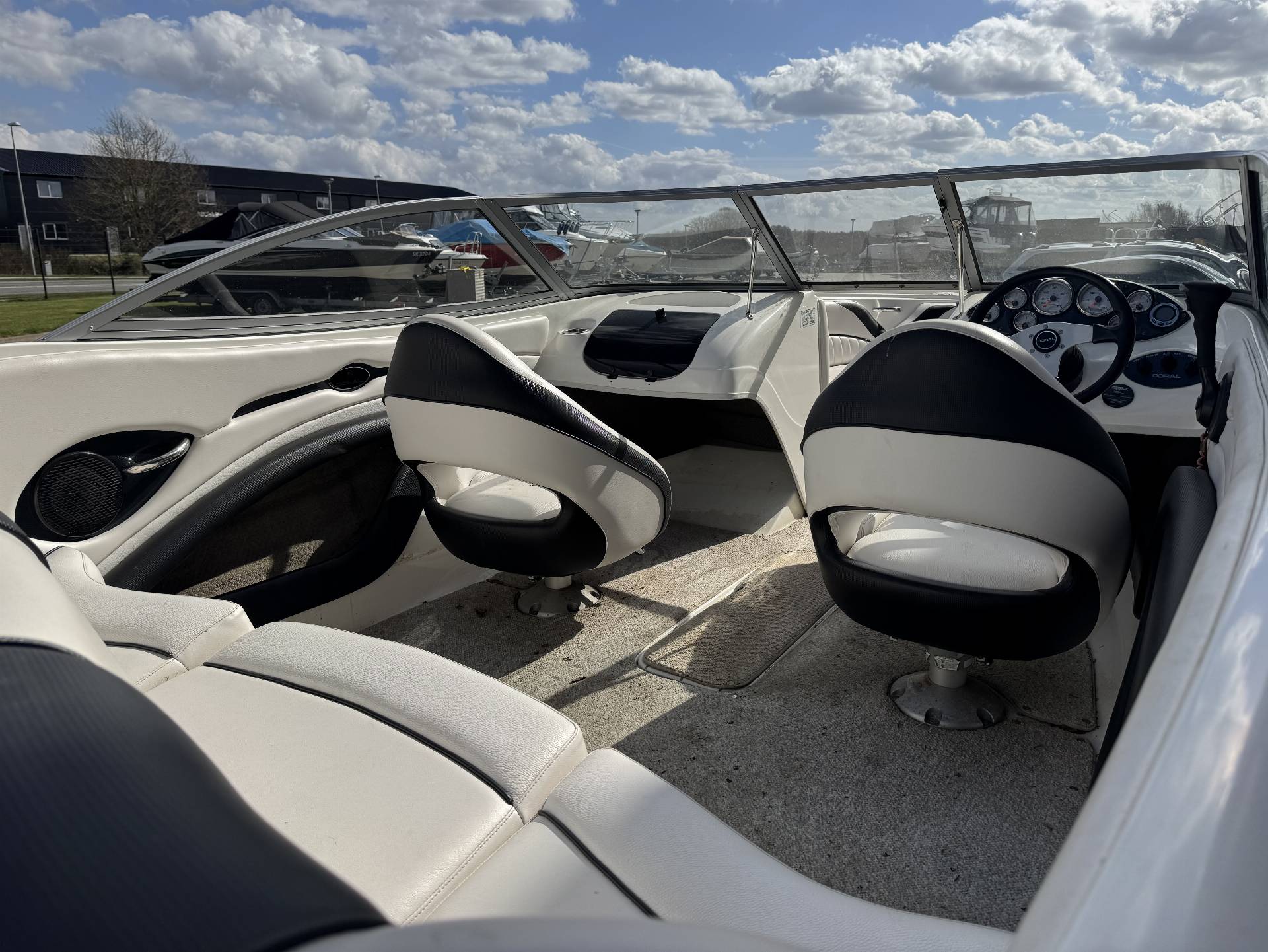 Doral 190 Sunquest - Mercruiser 4.3L