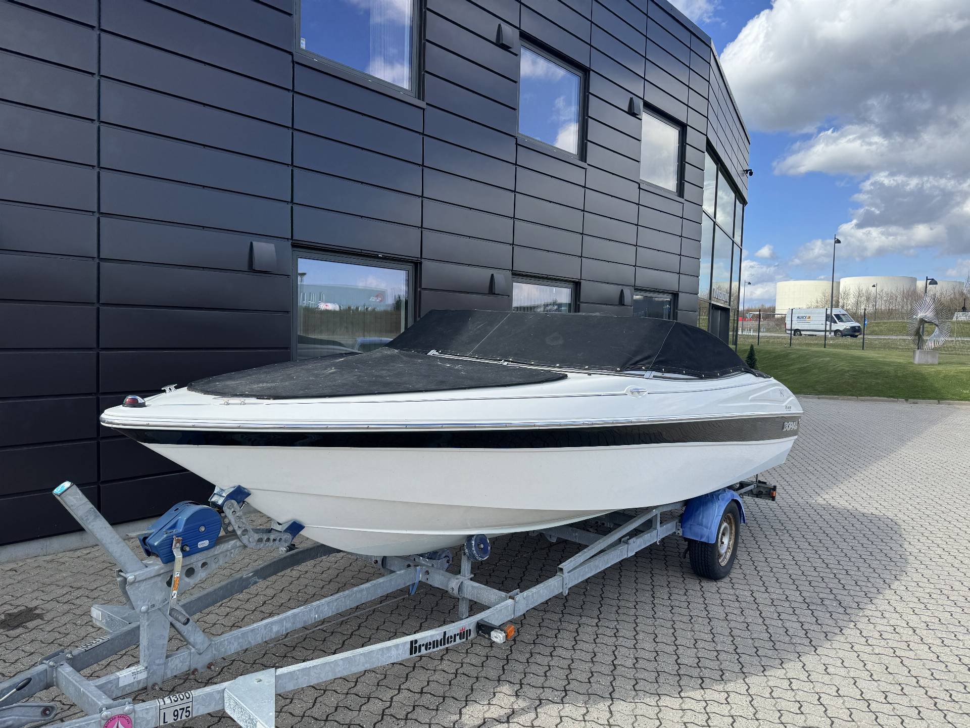 Doral 190 Sunquest - Mercruiser 4.3L