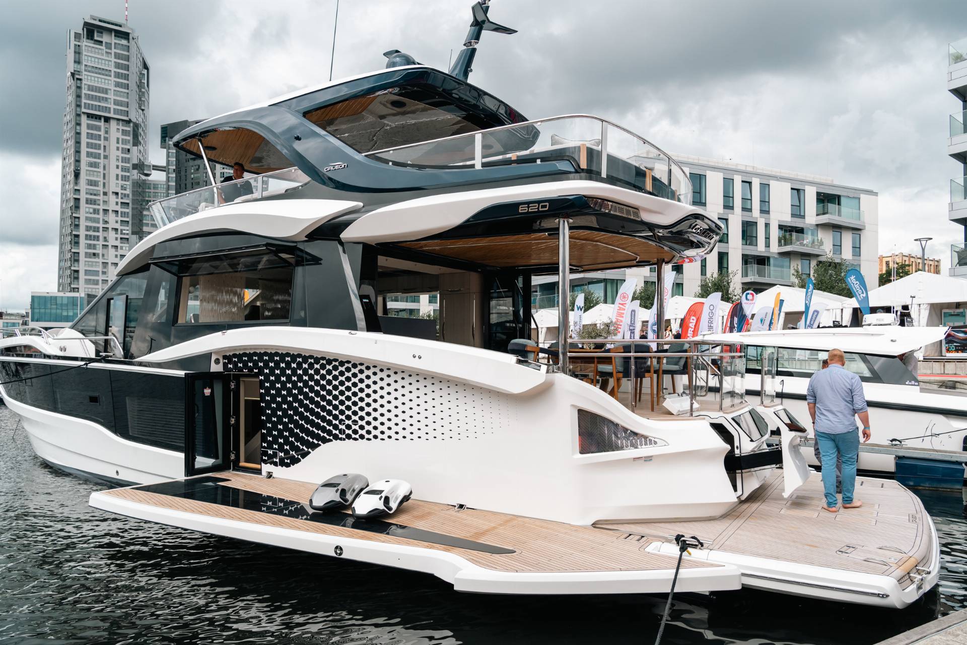 Galeon 620 Fly