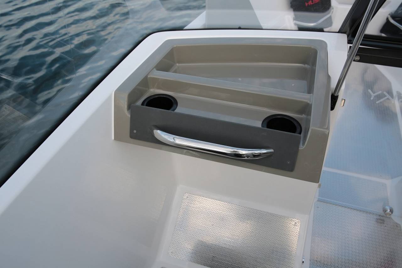 Finnmaster Husky R5 - Yamaha 70 HK/Udstyr