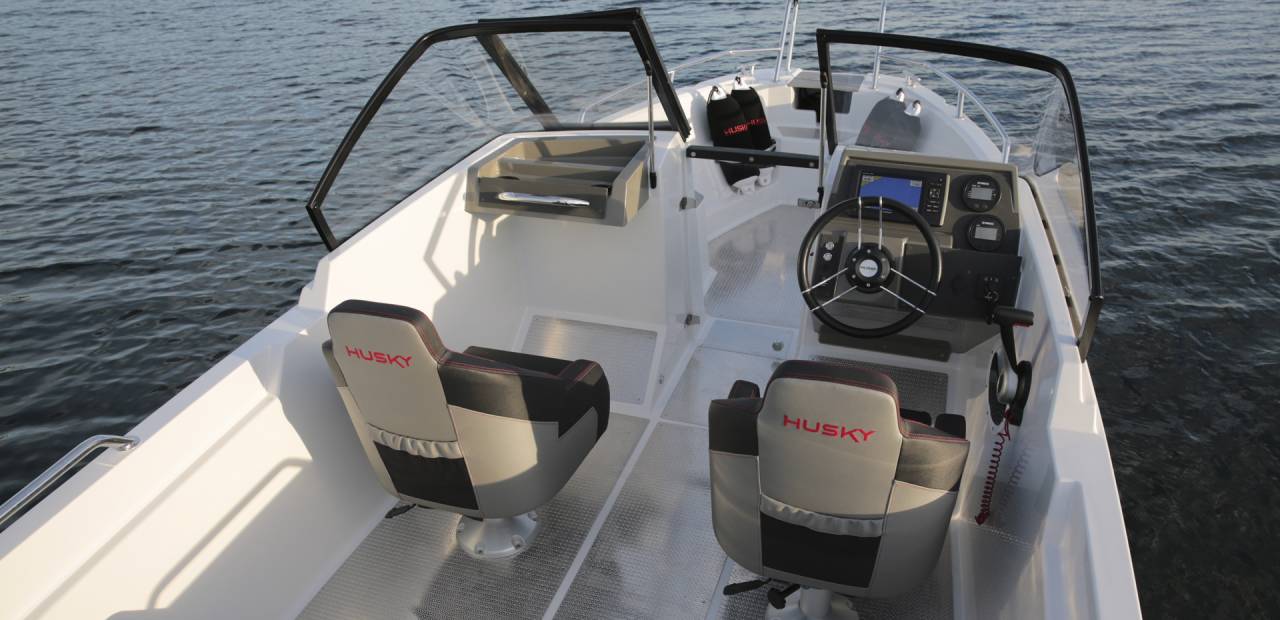 Finnmaster Husky R5 - Yamaha 70 HK/Udstyr