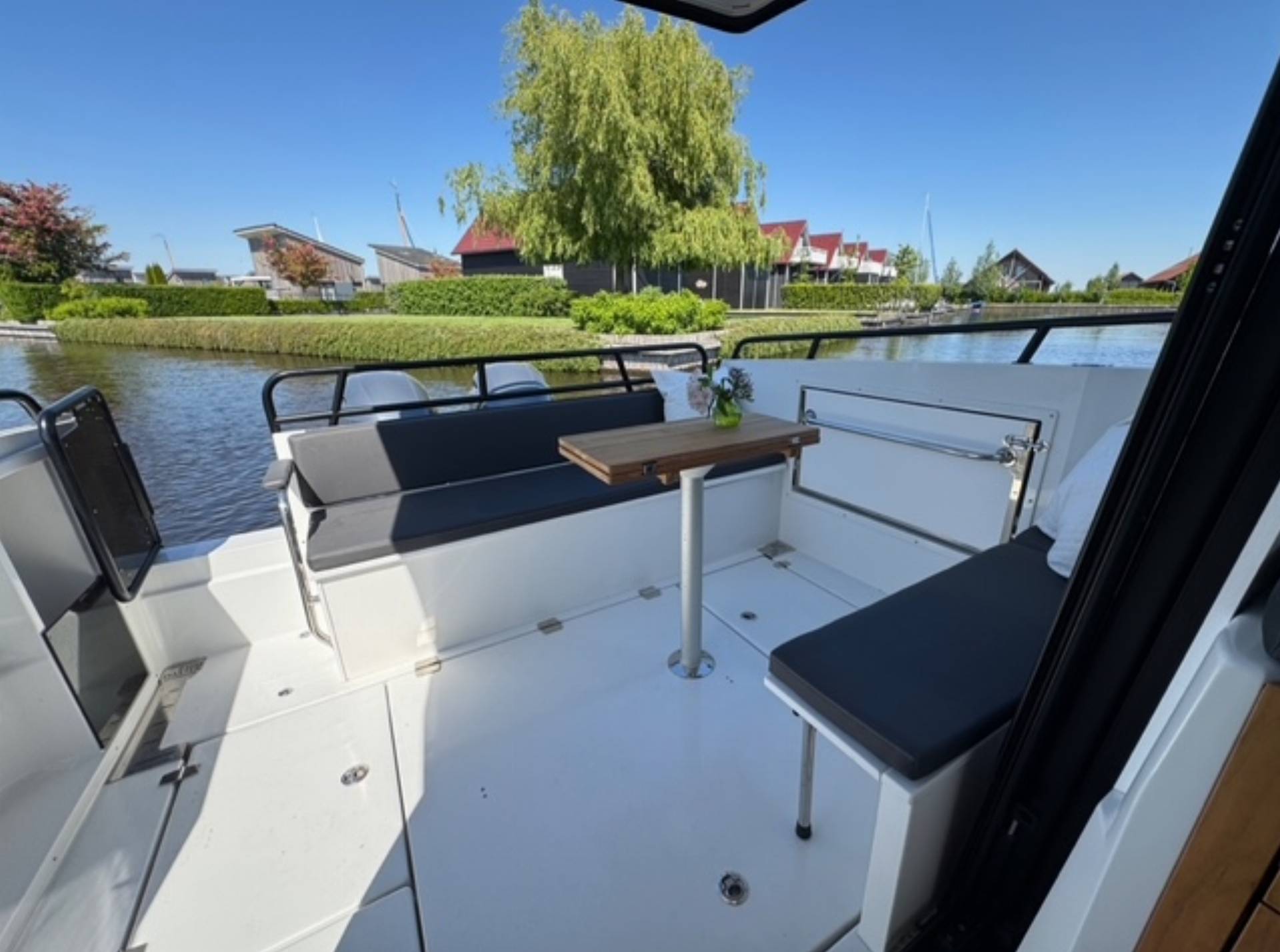 Finnmaster Pilot 8 - 2 X F200 Yamaha/Udstyr