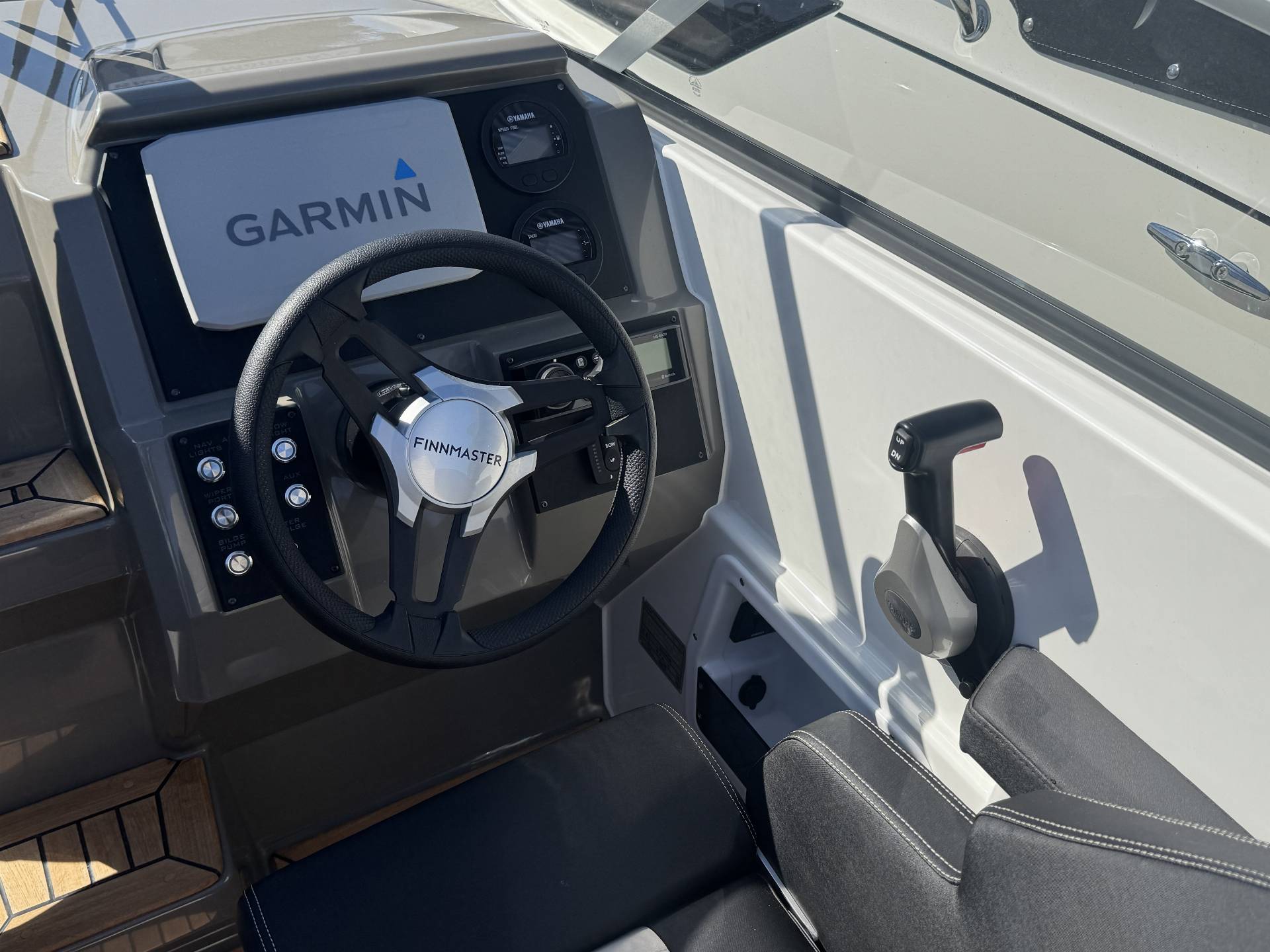 Finnmaster T6 - Yamaha F200 HK