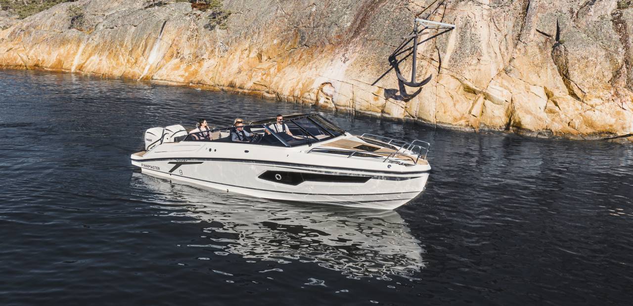 Finnmaster T9 - 2 X F300 Yamaha/Udstyr