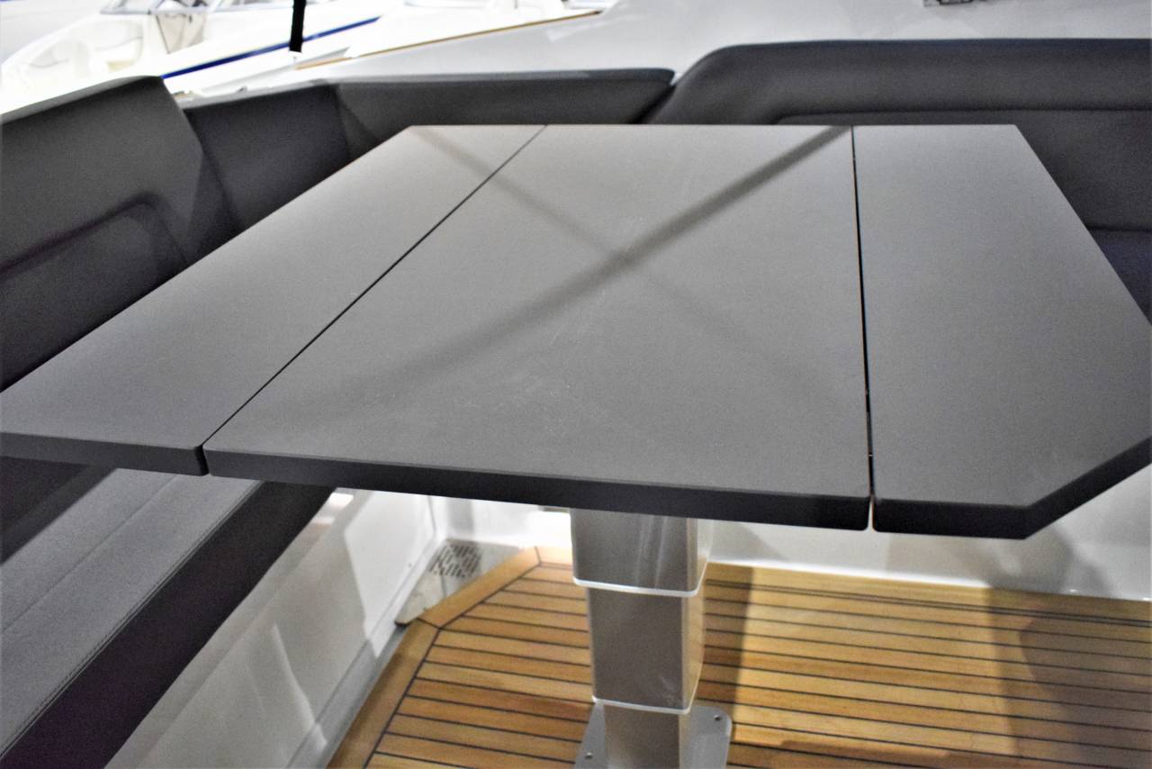 Finnmaster T9 - 2 X F300 Yamaha/Udstyr