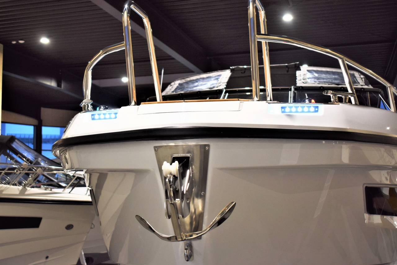Finnmaster T9 - 2 X F300 Yamaha/Udstyr