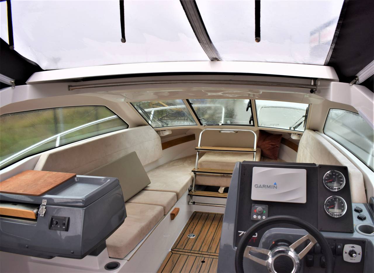 Flipper 700ST m/Yamaha F225 V6 og udstyr