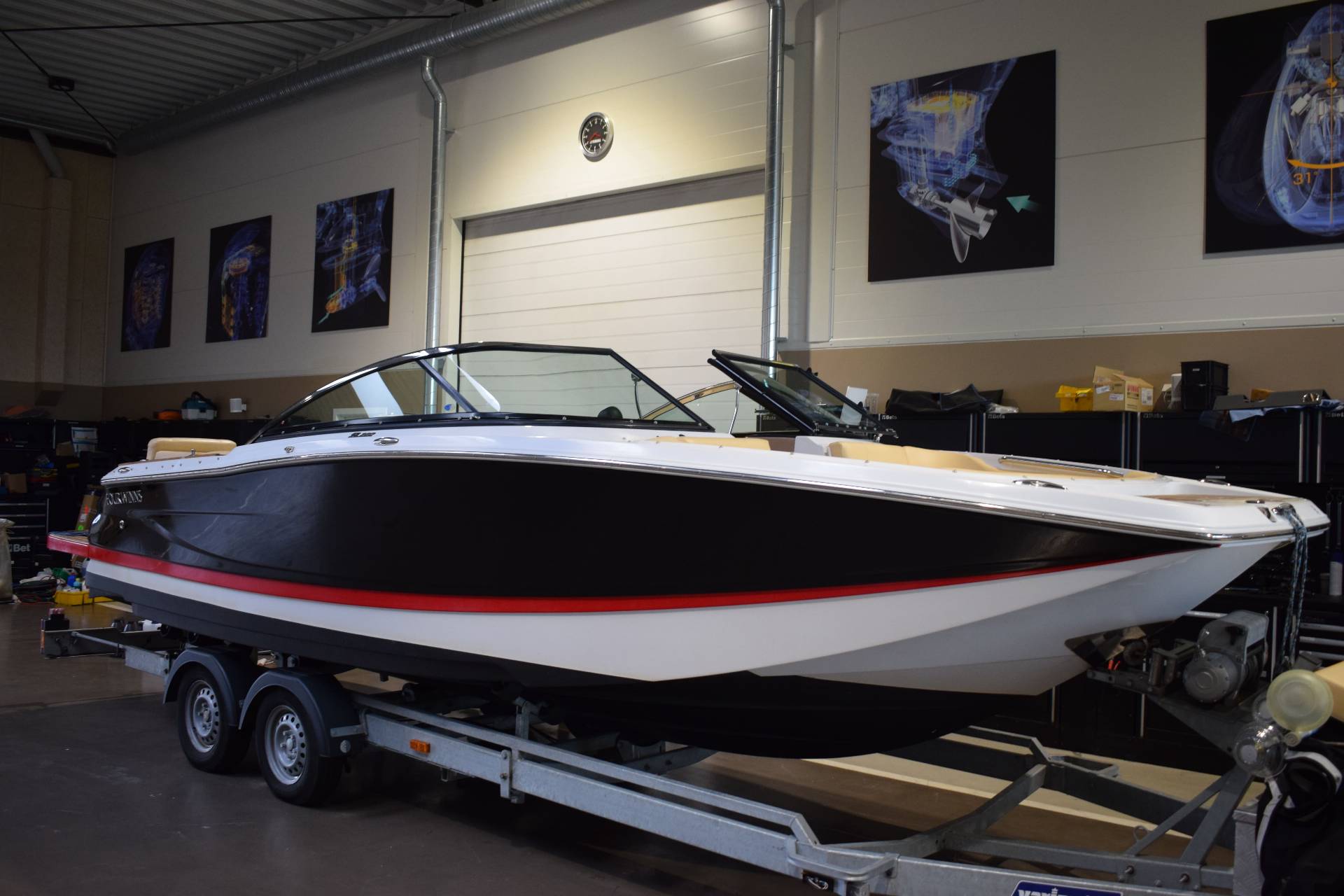 Four Winns 222 SL - Volvo Penta 5.7L 320 HK/Udstyr