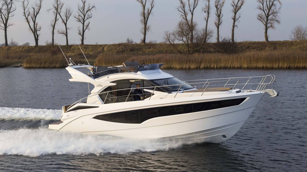 Galeon 360 FLY