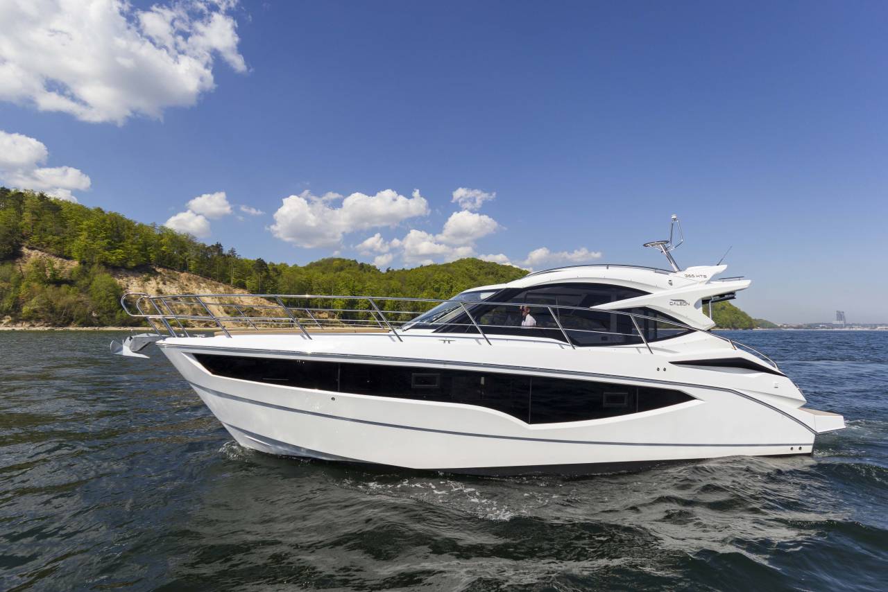 Galeon 365 HTS