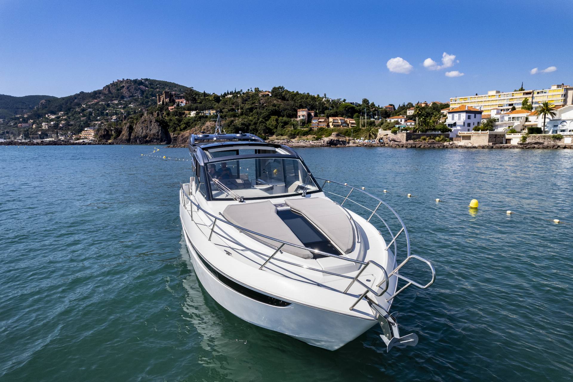 Galeon 425 HTS
