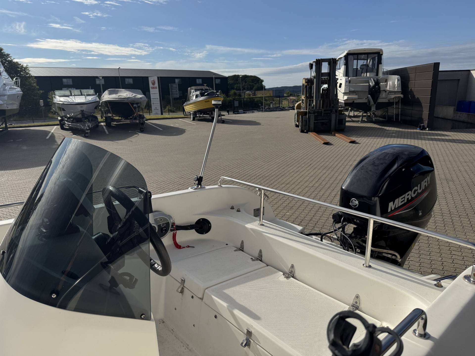 Galeon Galia 440 m/ 40hk mercury 4-takt