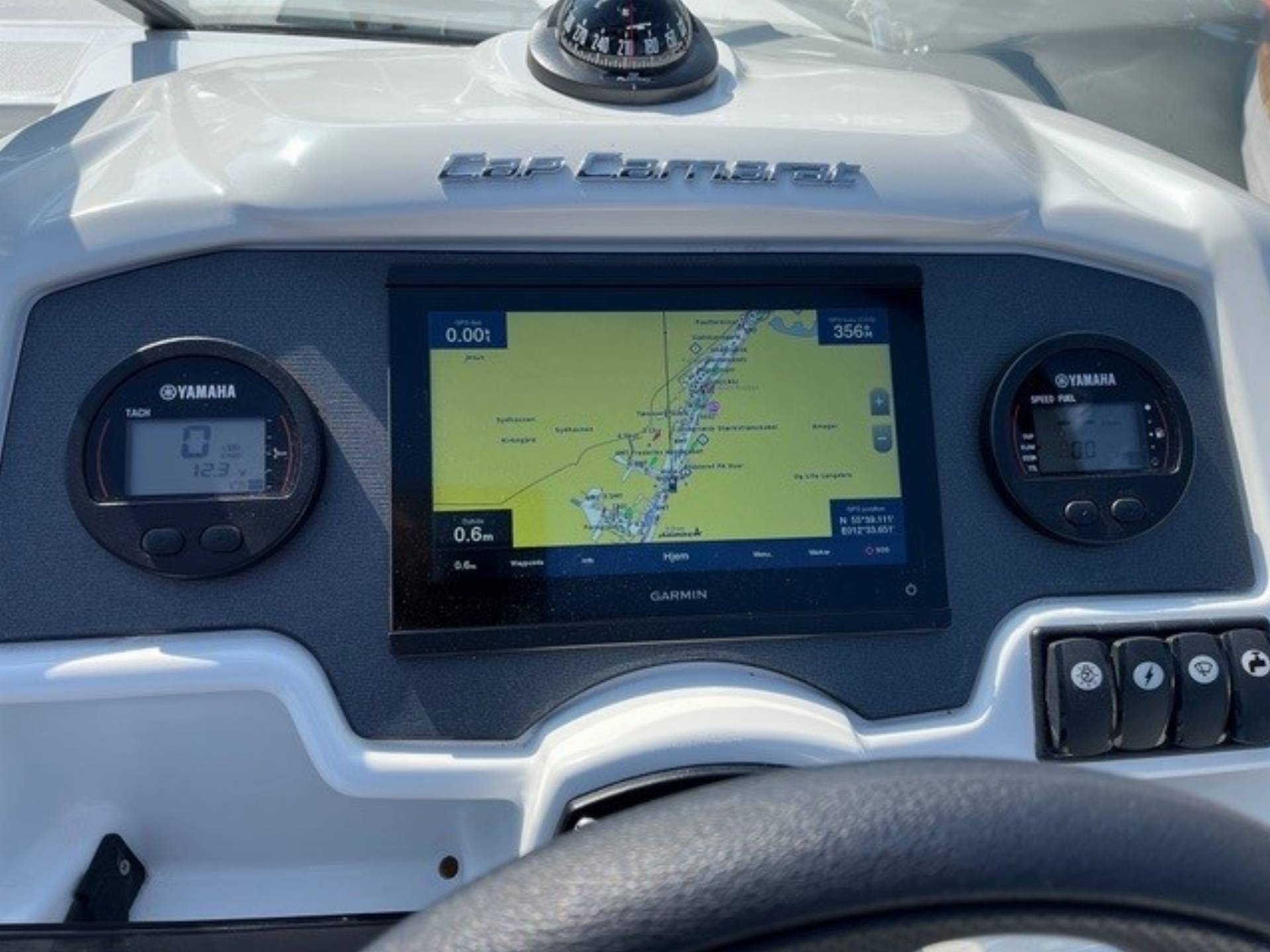 Jeanneau 6.5 DC - 175 HK Yamaha/Udstyr