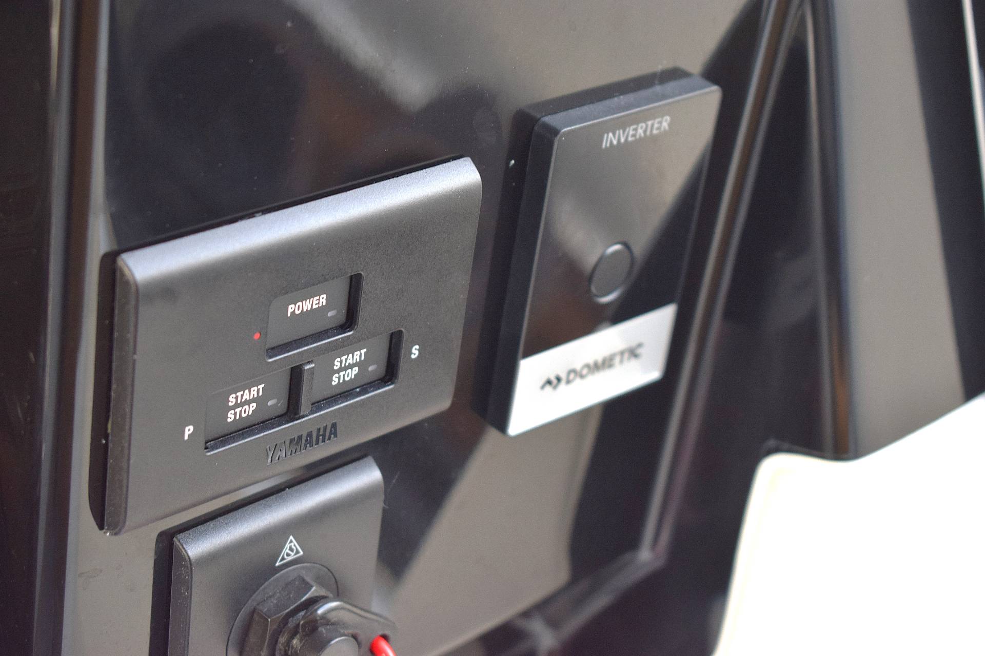 Jeanneau Merry Fisher 895 - 2 X 150 HK Yamaha 2022