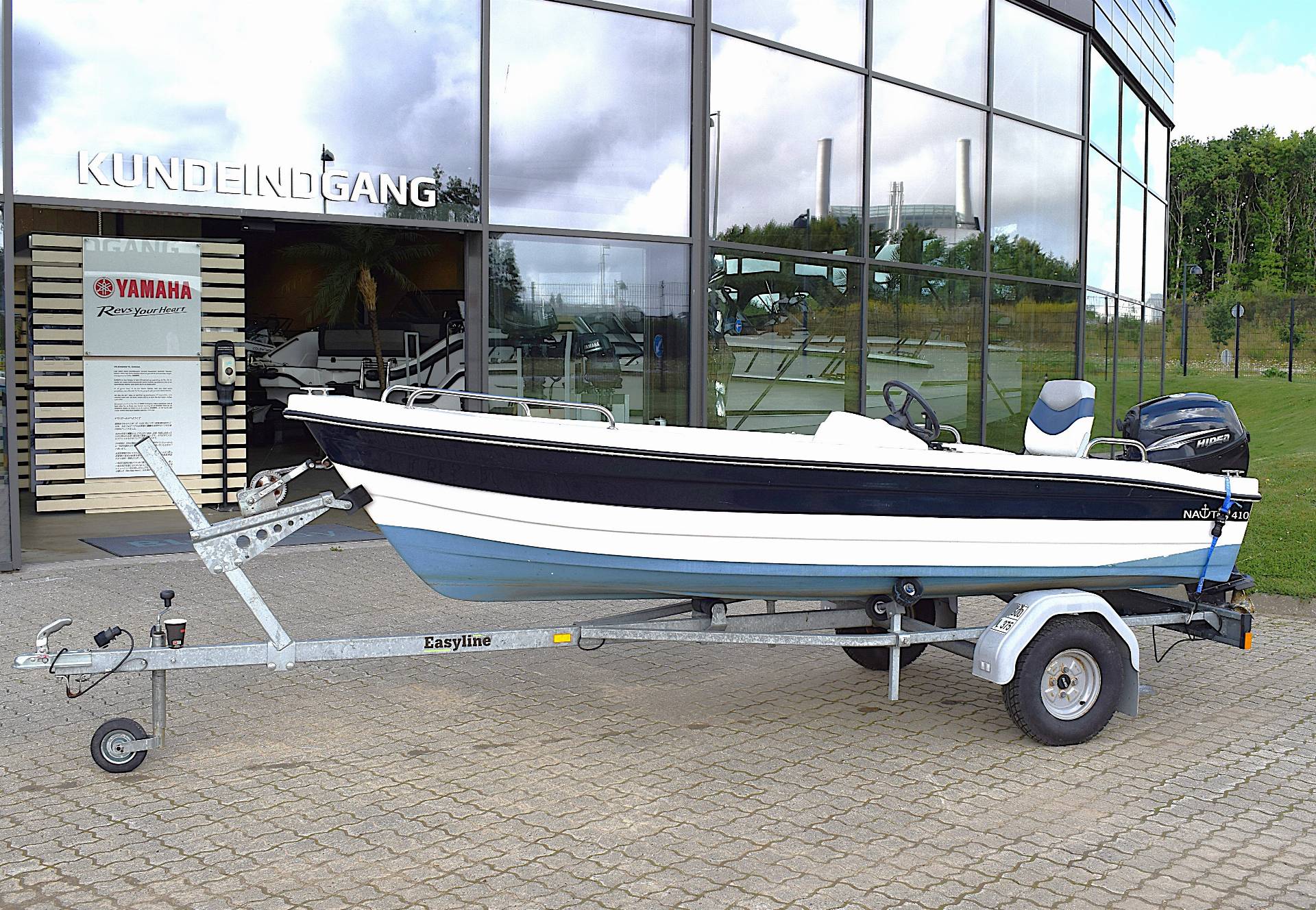 Nautic 410 Styrepultbåd m/ Hidea 15 hk
