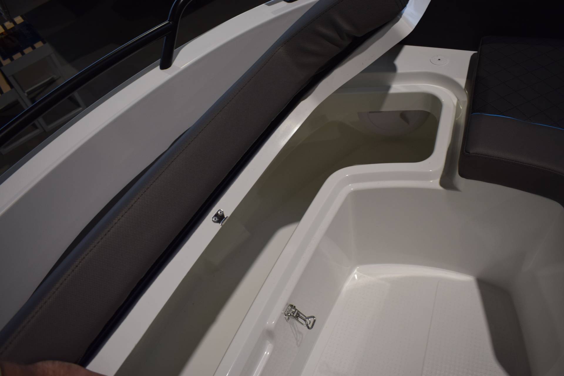 Nordhval SC5 alu - 60 HK Yamaha/Udstyr