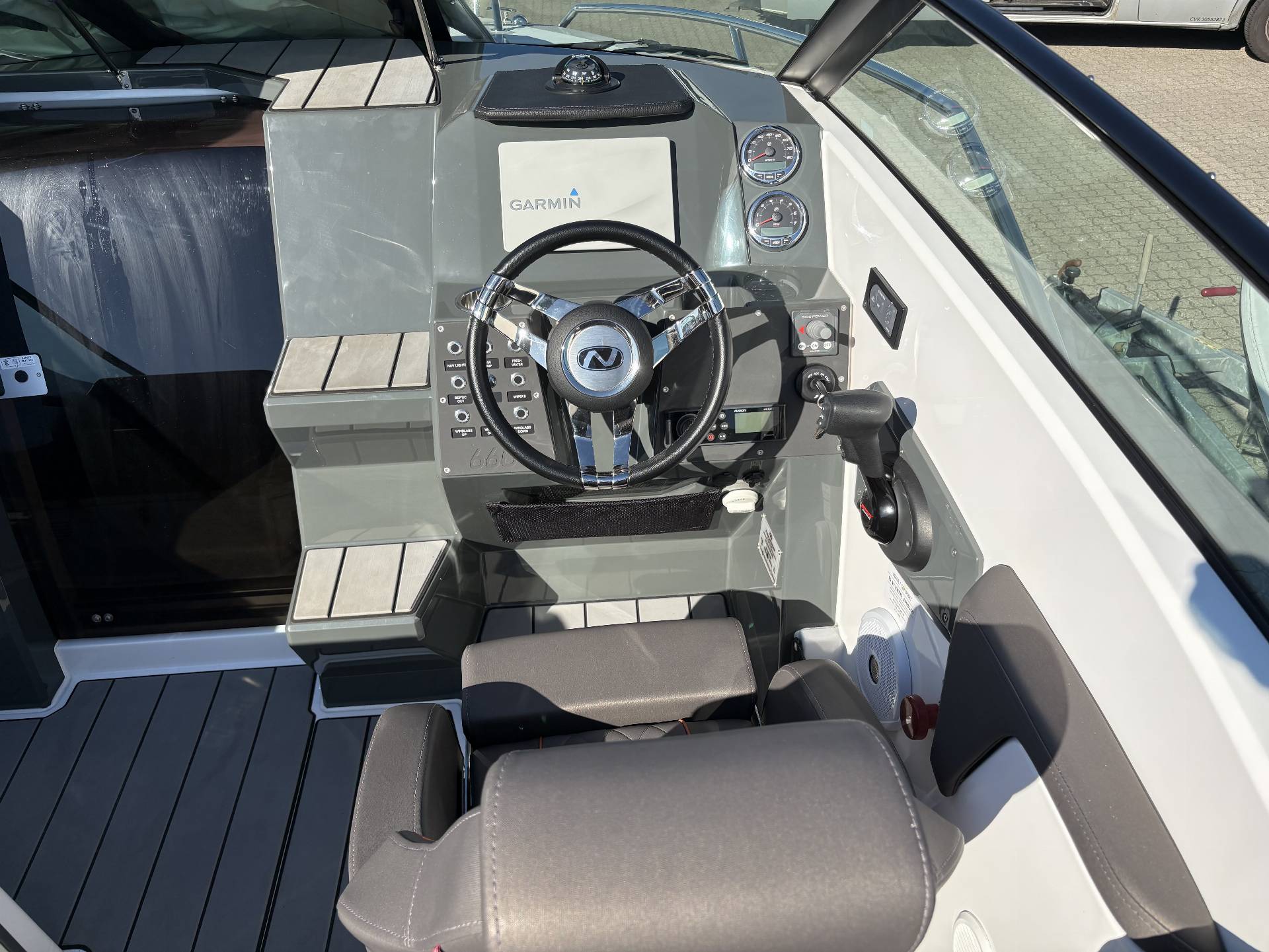 Nordkapp Noblesse 660 - Merucry 200 HK/Udstyr