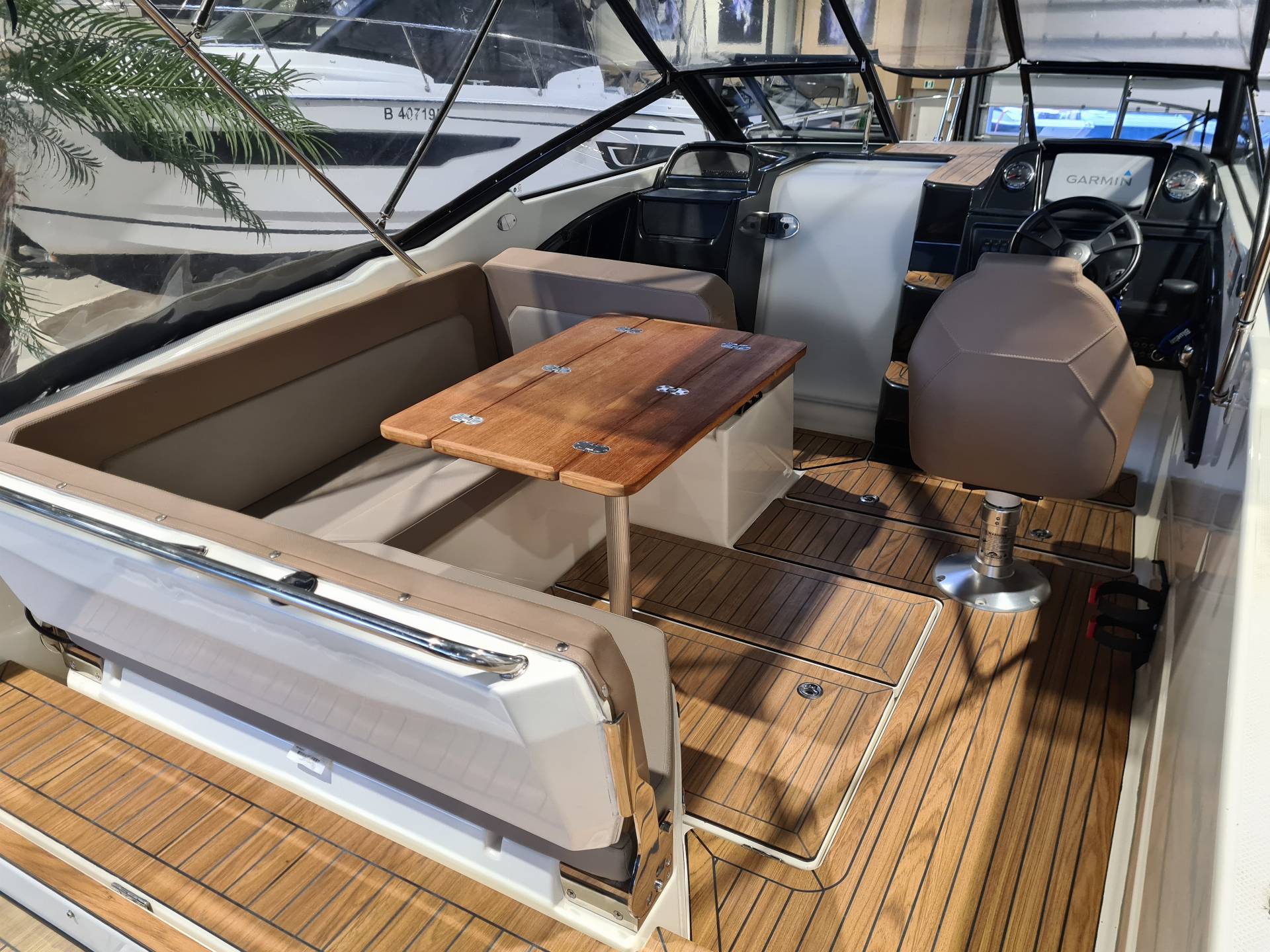 Quicksilver 755 Cruiser - 250 HK Mercury PRO XS/Udstyr