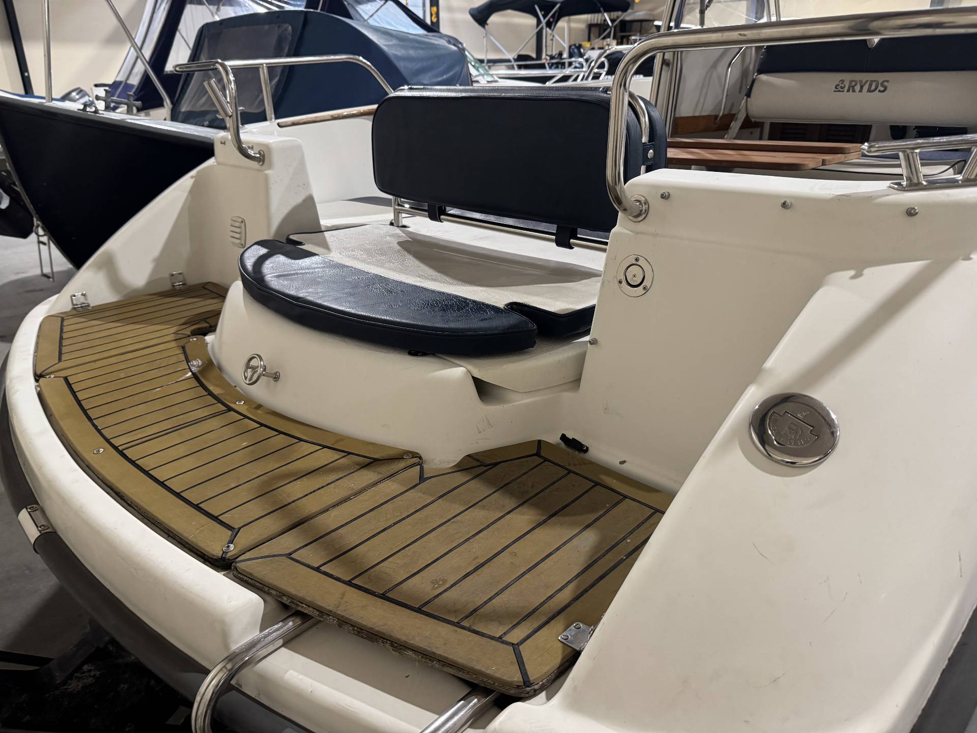 Ryds 23 WA 4,3 mercruiser
