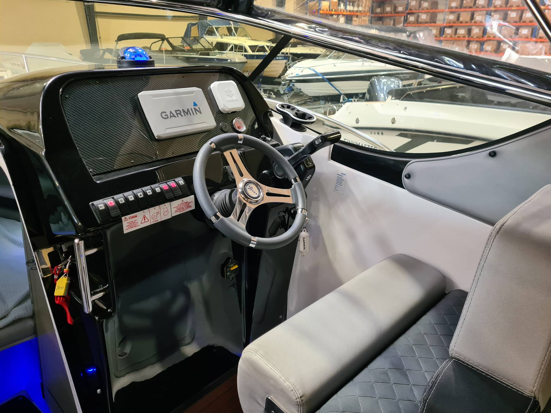 Saver 750 Cabin - Susuzki 250 HK/Udstyr