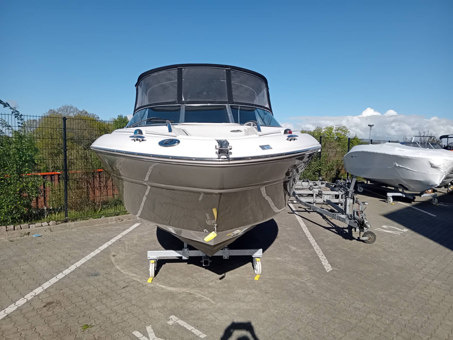 Searay 220  Sunsport m/ Mercruiser 4.3