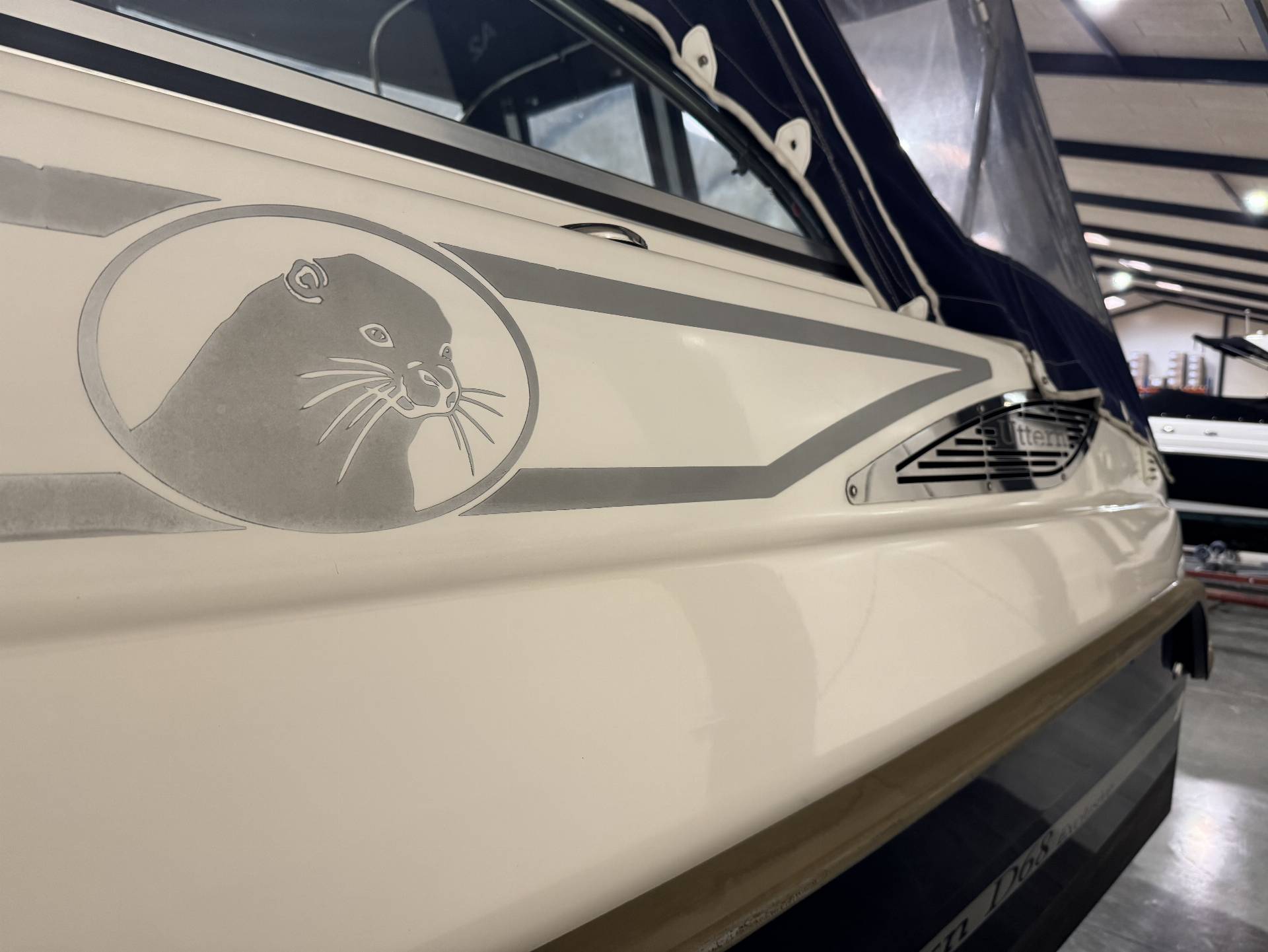 Uttern D68 Exclusive - Mercruiser 4.3