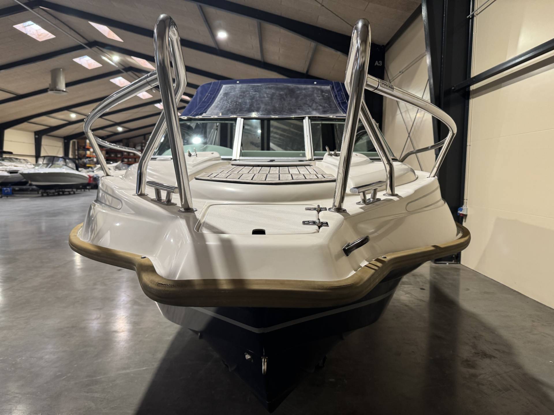 Uttern D68 Exclusive - Mercruiser 4.3