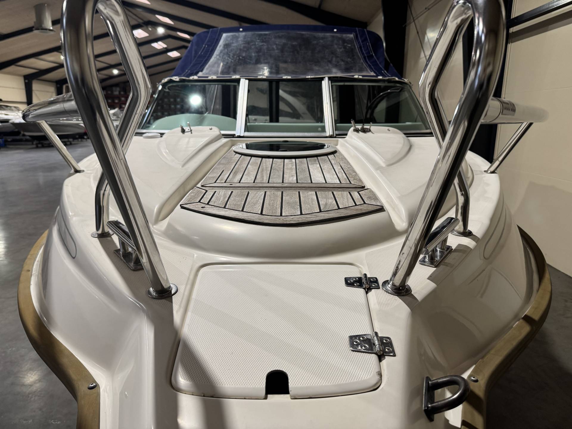 Uttern D68 Exclusive - Mercruiser 4.3