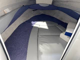 Bayliner Capri 212 - 260 HK Mercruiser 5.0L/Udstyr