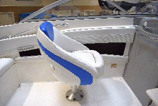 Bayliner Capri 212 - Mercruiser 4,3 MPI/Udstyr