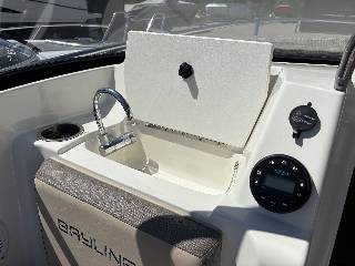 Bayliner VR5 Cuddy - Mercury F150 HK/Udstyr