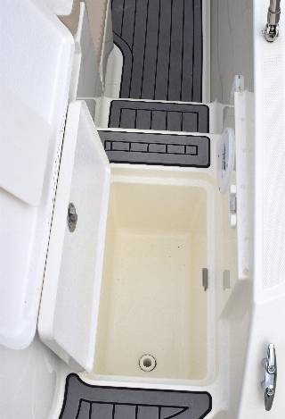 Bayliner VR5 Cuddy - Mercury F150 HK/Udstyr