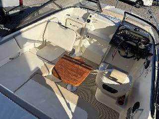 Bayliner VR5 - Mercruiser 4.5L 200 HK