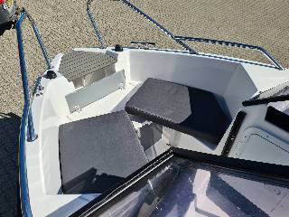 Bella 500 BR - 80 HK Mercury/Udstyr