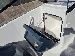 Bella 500 BR - 80 HK Mercury/Udstyr