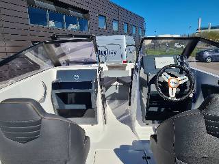 Bella 500 BR - 80 HK Mercury/Udstyr