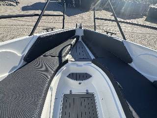 Coaster 600 BR - 175 HK Yamaha/udstyr