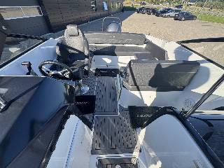Coaster 600 BR - 175 HK Yamaha/udstyr