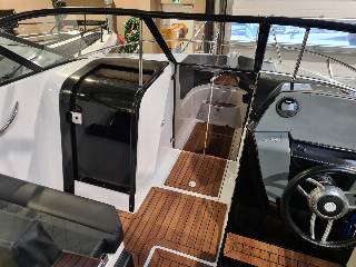 Coaster 600 BR m/100 HK Yamaha og udstyr