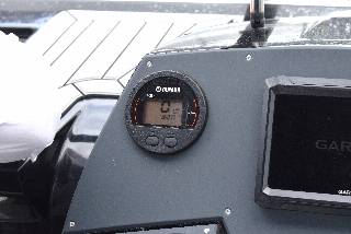 Coaster 600 DC - 150 HK Yamaha/Udstyr/Carbon