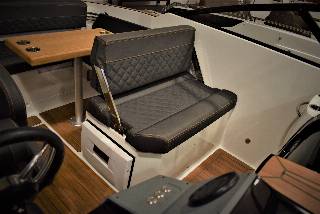 Coaster 600 DC - 175 HK Yamaha/Udstyr