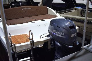 Corsiva 505 New Age - 25 HK Yamaha/Udstyr