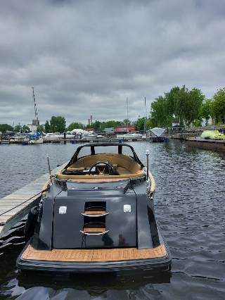 Corsiva 595 Tender - 40 HK Yamaha/Udstyr