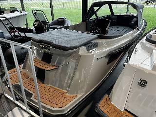 Corsiva 600 Tender - 25 HK Yamaha/Udstyr